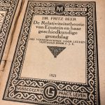 Lees meer over het artikel De relativiteitstheorie van Einstein en haar geschiedkundige grondslag – 1921