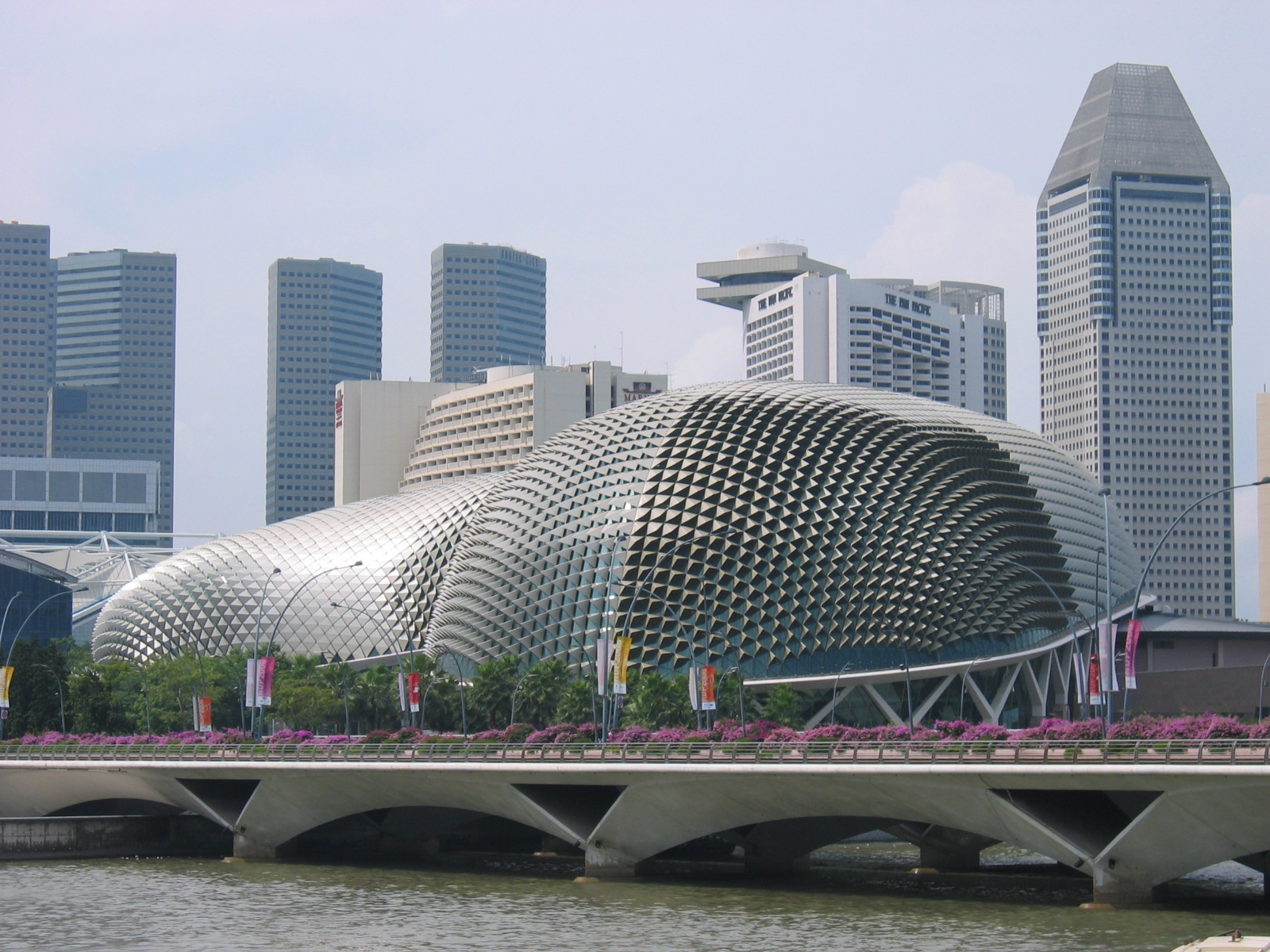 Je bekijkt nu Singapore : 2006