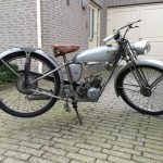 Lees meer over het artikel Motobécane Poney AG2 – 1946