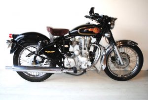 Lees meer over het artikel Royal Enfield Bullet 350cc – 2004