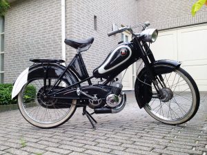 Lees meer over het artikel Mobylette S25B – 1961